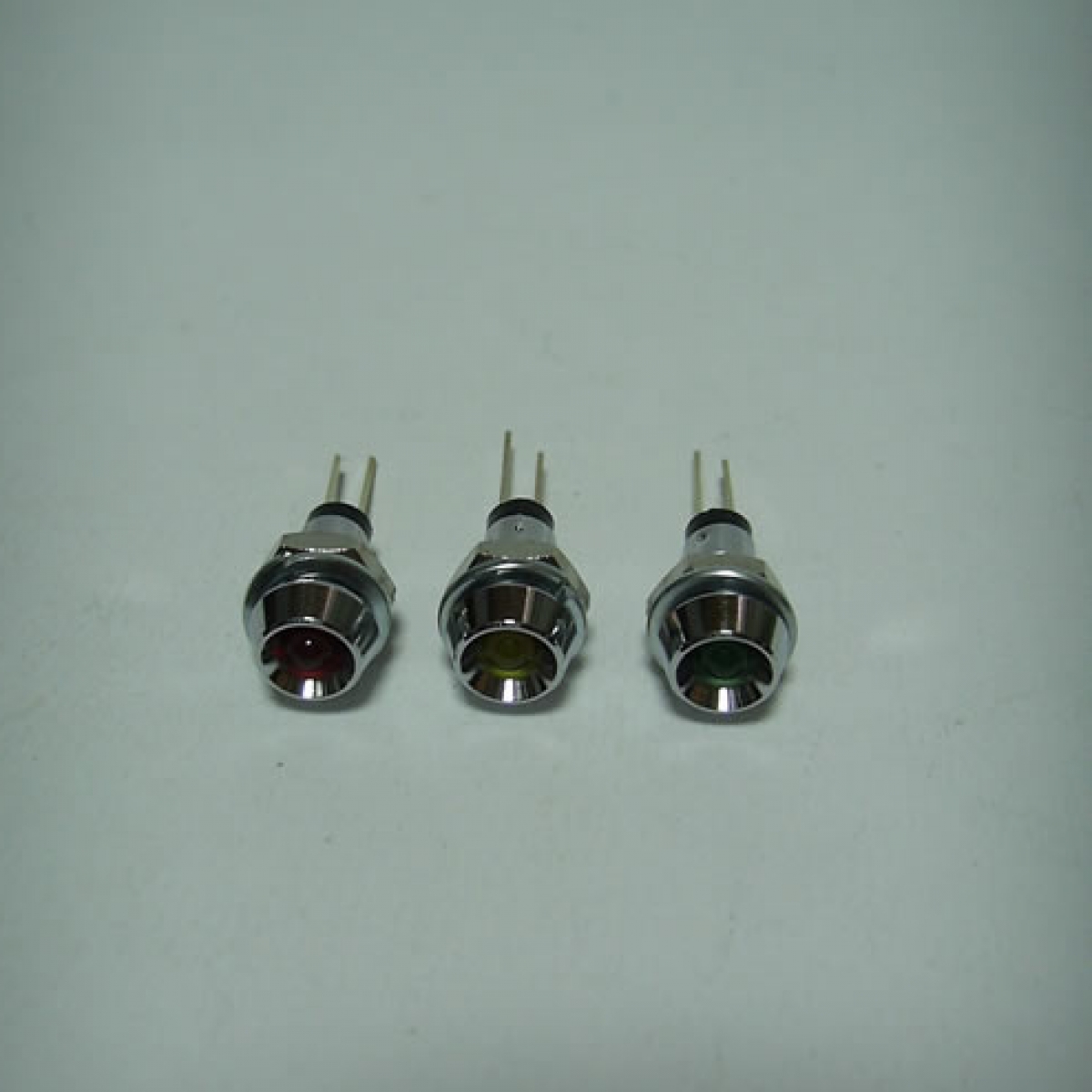 L 913 2V LED